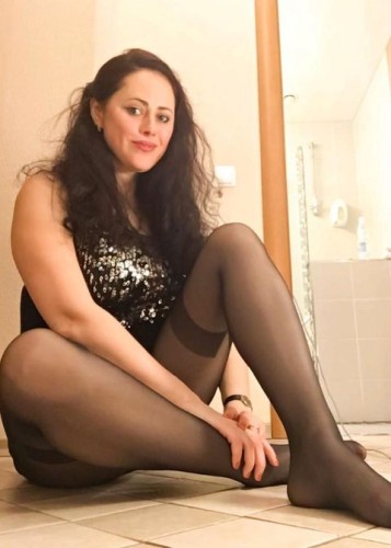 Алина, Г. Видное