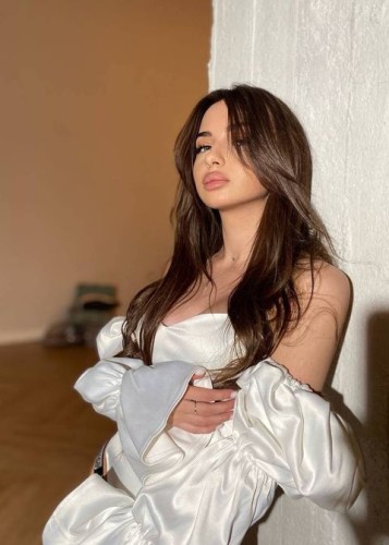 Сашенька, Г. Видное